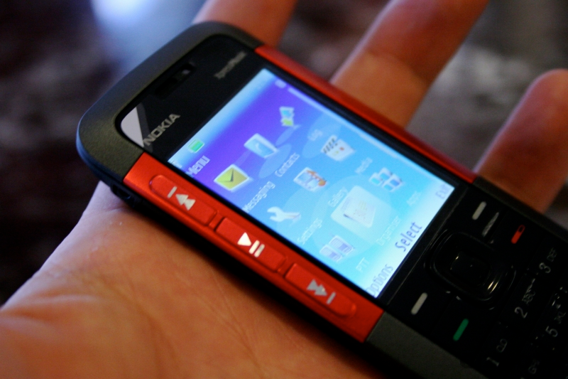 Illustration for article titled Hands On the Nokia XpressMusic 5310/5610 Cellphone (Verdict: Tight Design)